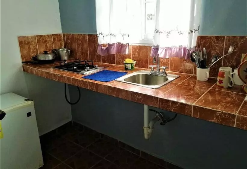 ペンション Hospedaje Villamar