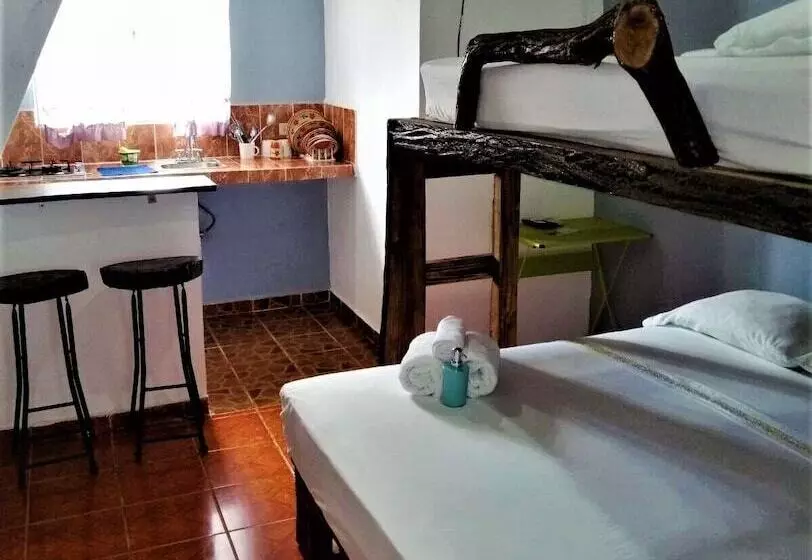 ペンション Hospedaje Villamar