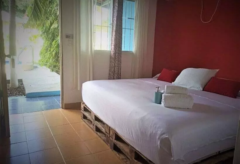 ペンション Hospedaje Villamar