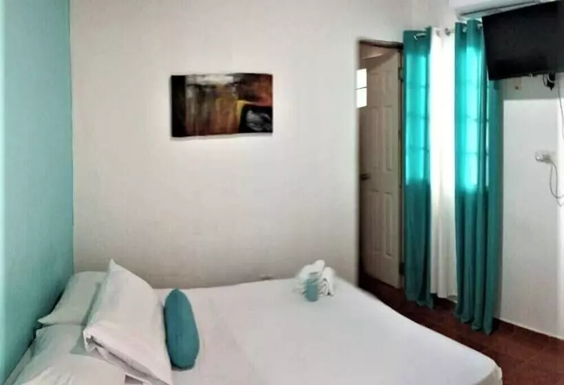 ペンション Hospedaje Villamar