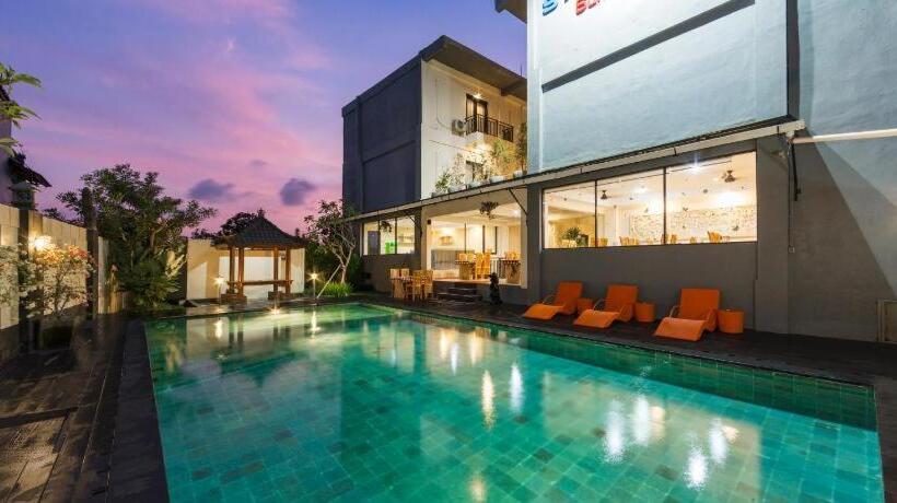 פנסיון Reddoorz Plus Near Mall Bali Galeria 2