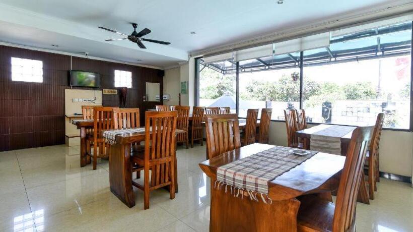 פנסיון Reddoorz Plus Near Mall Bali Galeria 2