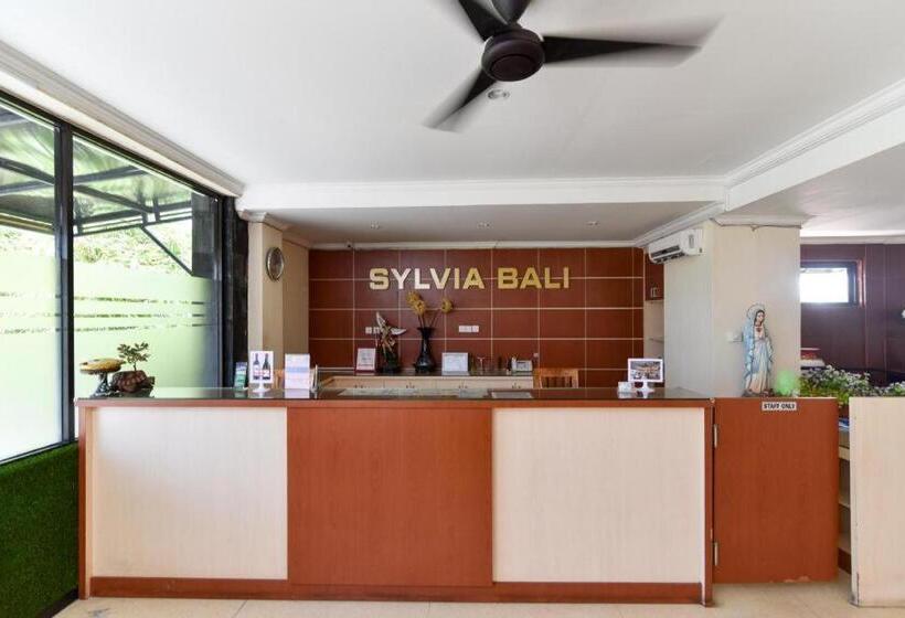 פנסיון Reddoorz Plus Near Mall Bali Galeria 2