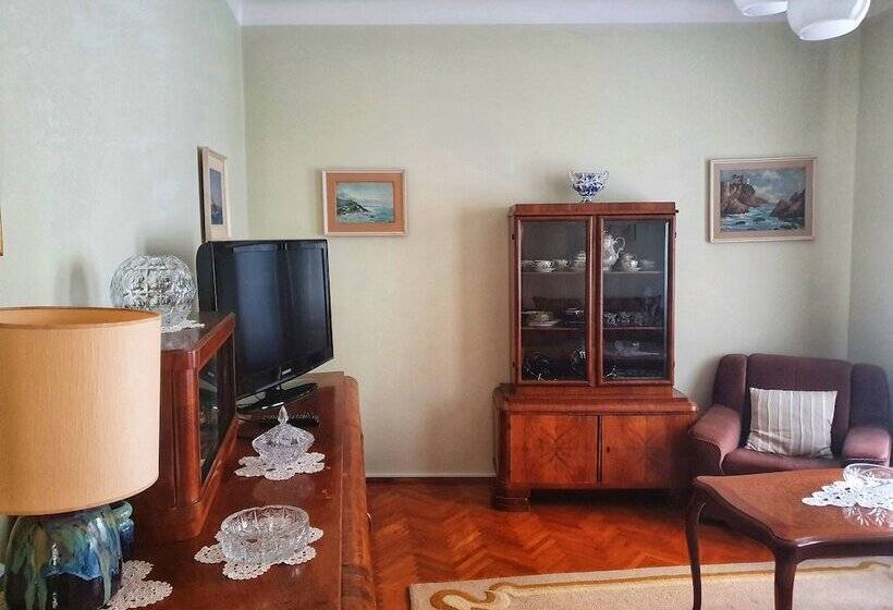 Heart Of The City Apartments