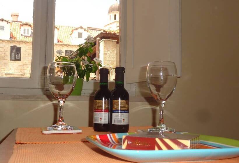 Heart Of The City Apartments