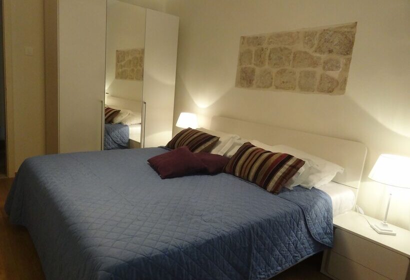 Heart Of The City Apartments