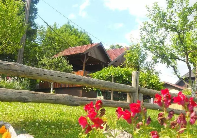 Hotelli Apartments Matovina