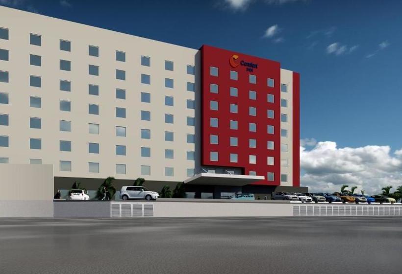 בית מלון כפרי Comfort Inn Mazatlan