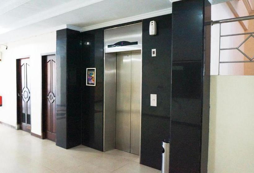 فندق Duta Syariah