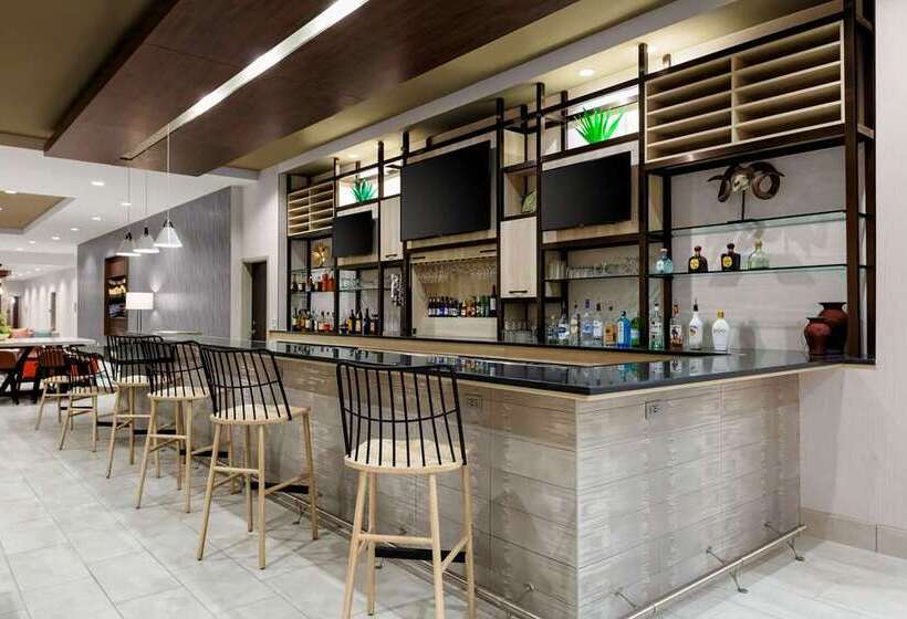 فندق Hilton Garden Inn Chandler Downtown