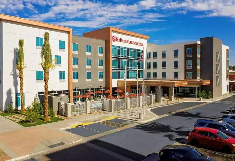 ホテル Hilton Garden Inn Chandler Downtown