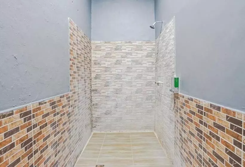 Hotelli Ketapang Guesthouse Echo Beach Canggu