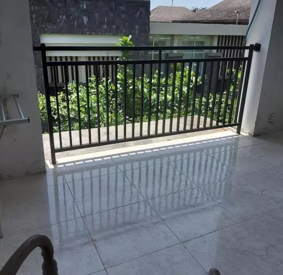 Hotelli Ketapang Guesthouse Echo Beach Canggu