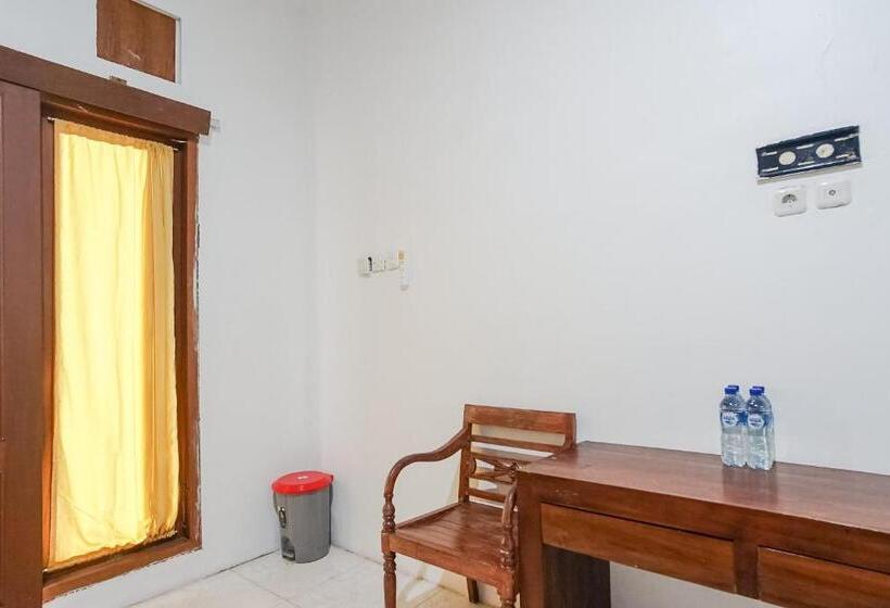 בית מלון כפרי Ketapang Guesthouse Echo Beach Canggu