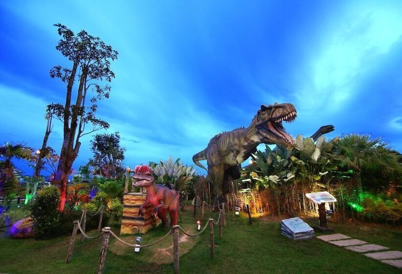 בית מלון כפרי M Village Hostel