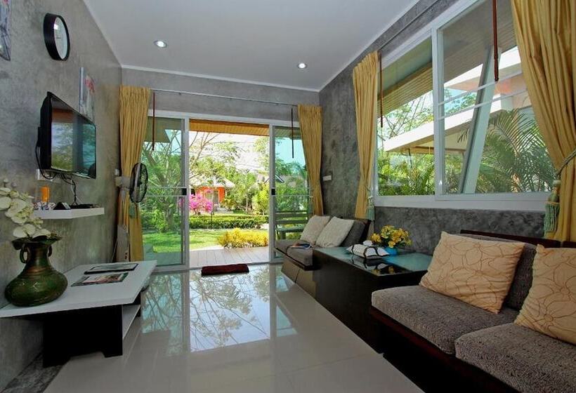 فندق Maikhao Home Garden Bungalow