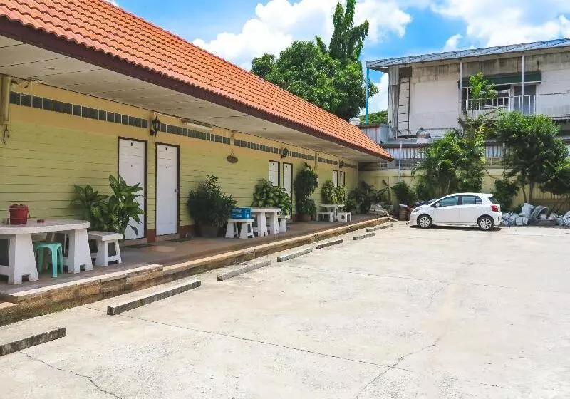 هتل โรงแรมนางรอง