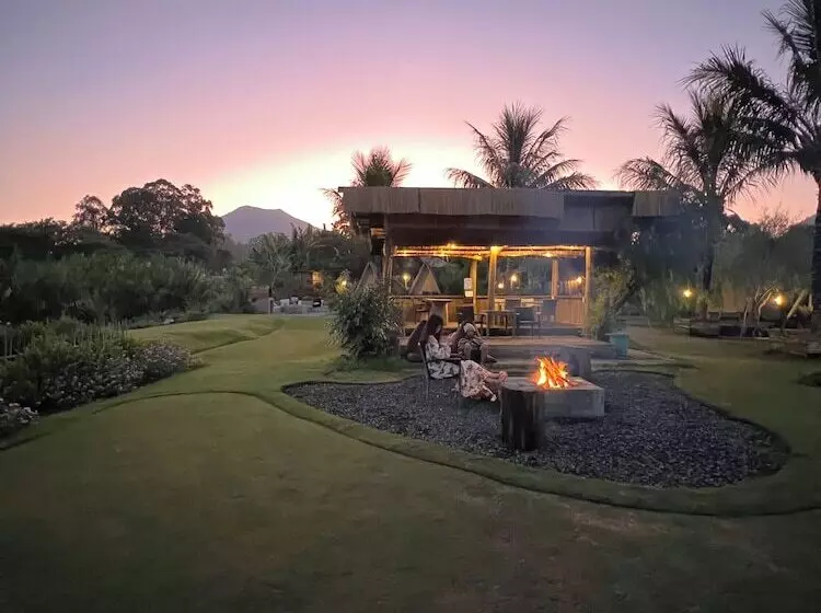 Hotelli N'jung Bali Camp