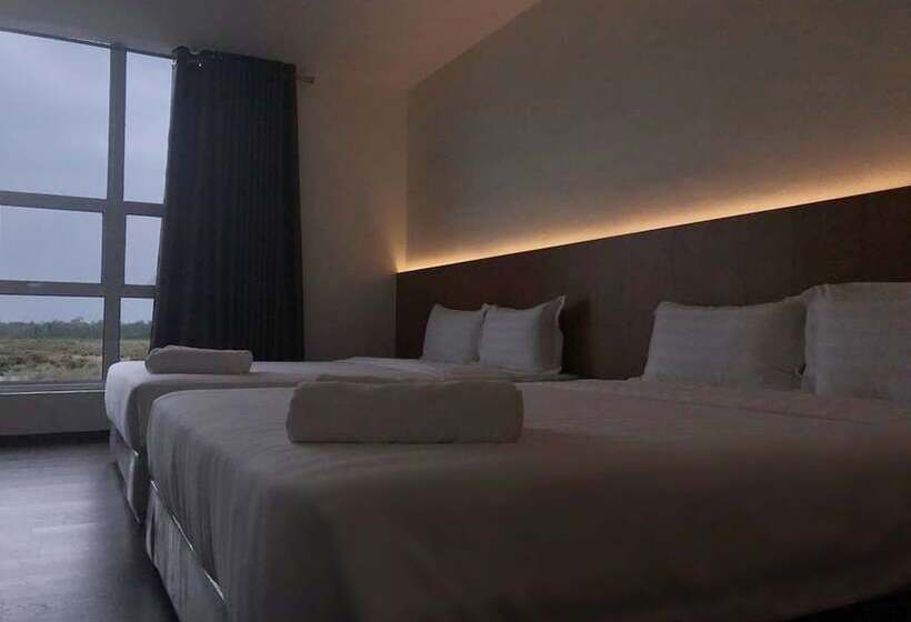 Place2stay Business Hotel @ Metrocity
