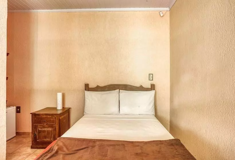 Hotelli Pousada Da Gameleira