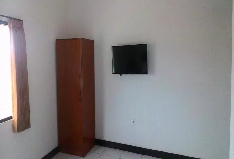 Hotelli Sari Room Bed & Breakfast