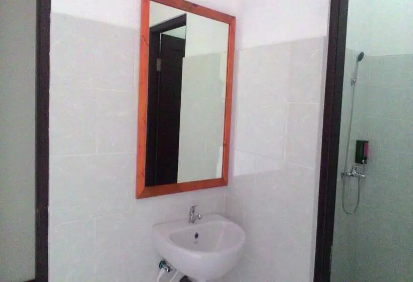 Hotelli Sari Room Bed & Breakfast