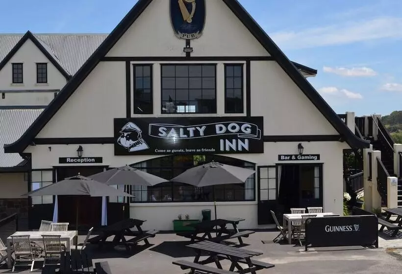 Hotelli Salty Dog Inn
