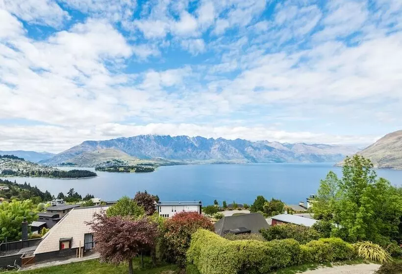 Infinity Collection Queenstown Luxury House
