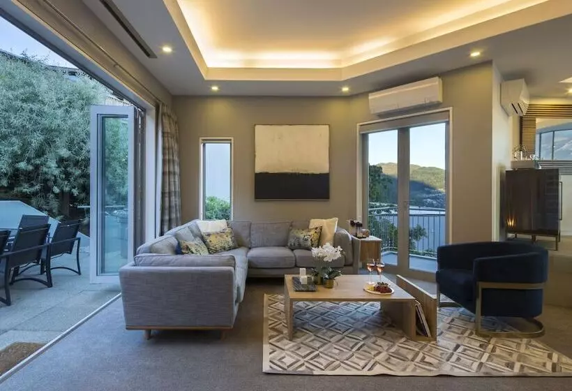 Infinity Collection Queenstown Luxury House