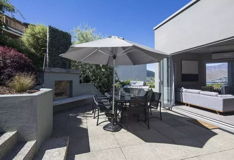 Infinity Collection Queenstown Luxury House
