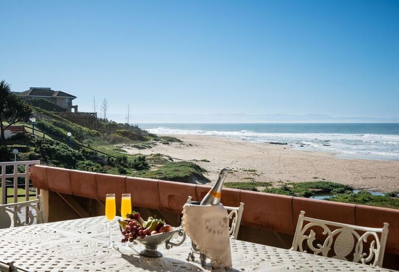 Jeffreys Bay Beach Accommodation