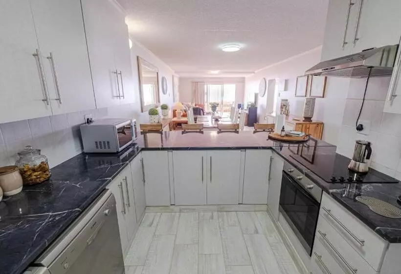 Jeffreys Bay Beach Accommodation