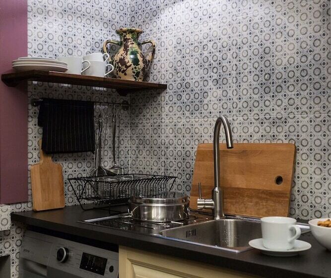 Mogol Apartments Grazhdanskaya