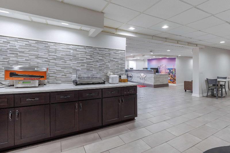 Suburban Extended Stay Hotel At The University