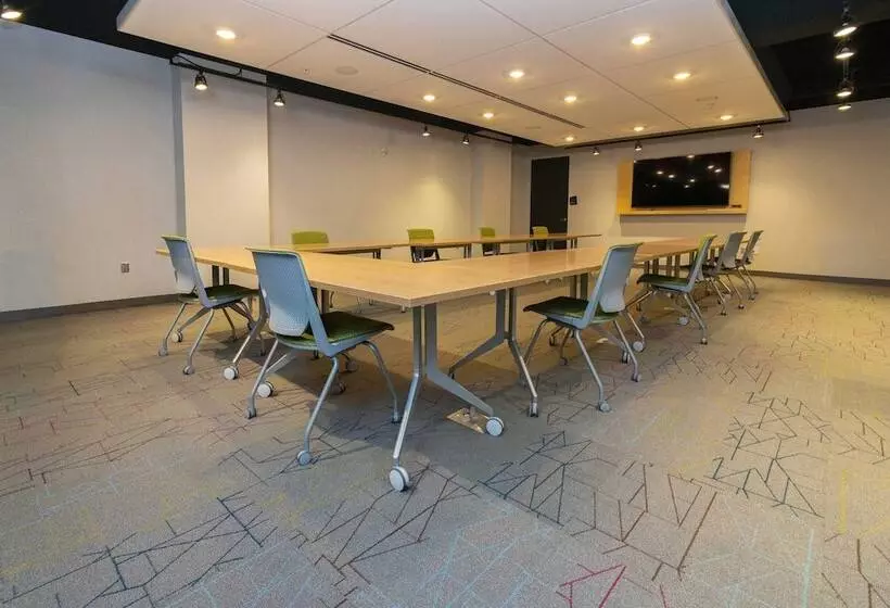ホテル Aloft St. Louis Cortex