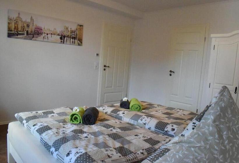 펜션 Gästehaus Burgblick