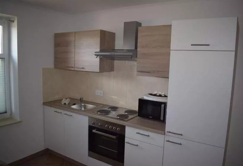 Majatalo Gästehaus Burgblick