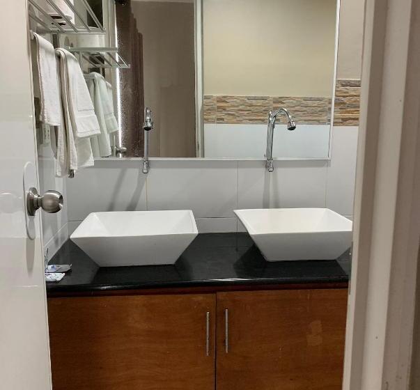 בית מלון כפרי Sunrise Beach Club Resort Amanecer