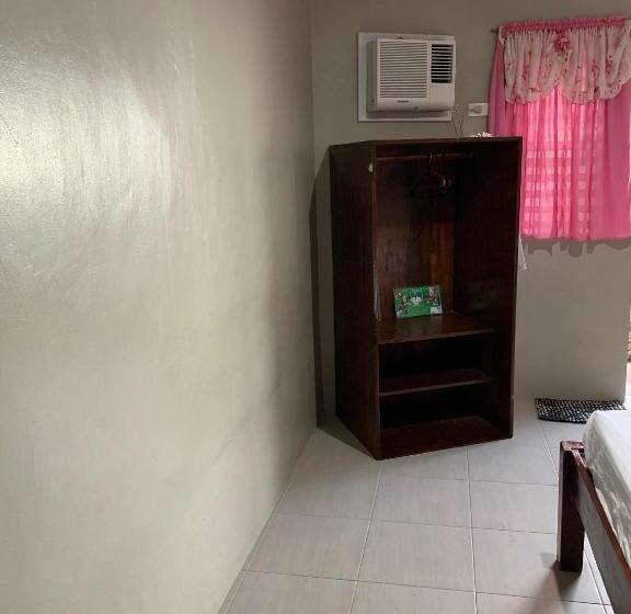 בית מלון כפרי Sunrise Beach Club Resort Amanecer