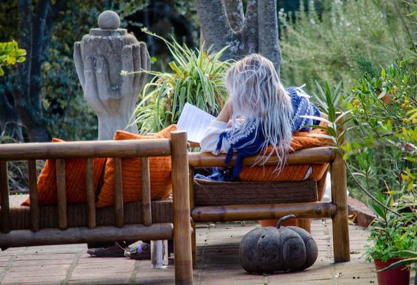 리조트 Secret Garden Retreats