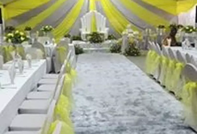 تختخواب و صبحانه Aabiya Lodge