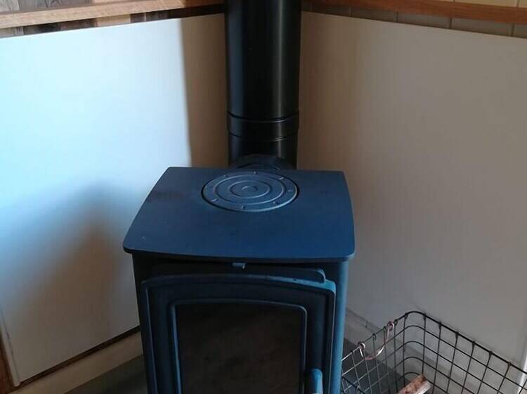 Gaggle Of Geese Pub   Shepherd Huts & Bell Tents