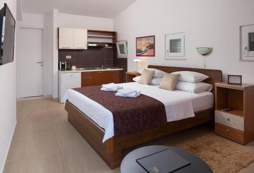 بنسيون Villa Mandalinic