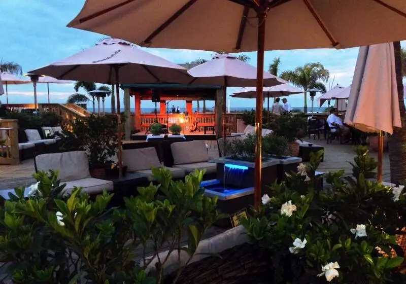 The Beachcomber St. Pete Beach Resort &