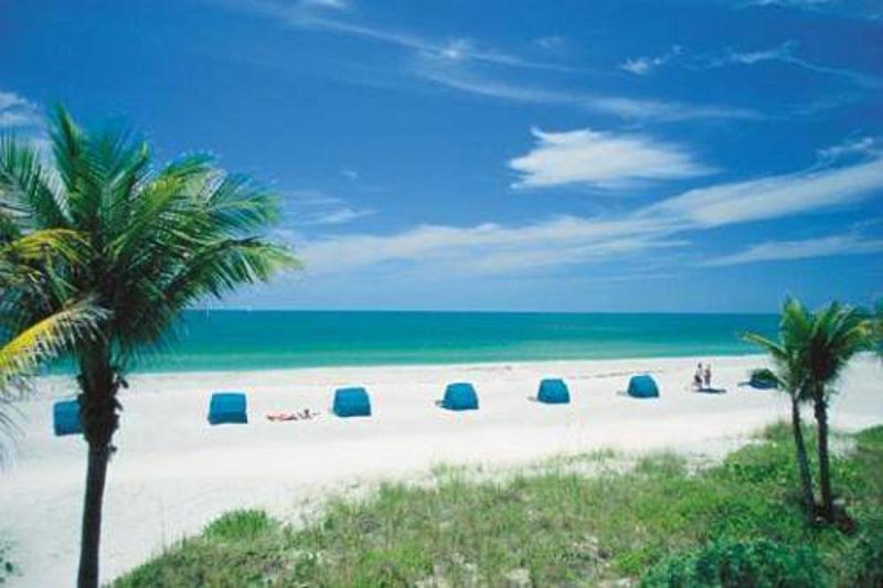 The Beachcomber St. Pete Beach Resort &