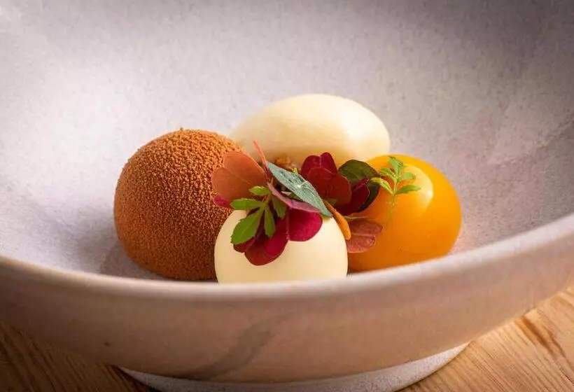 Bed and Breakfast Forest Side Hotel