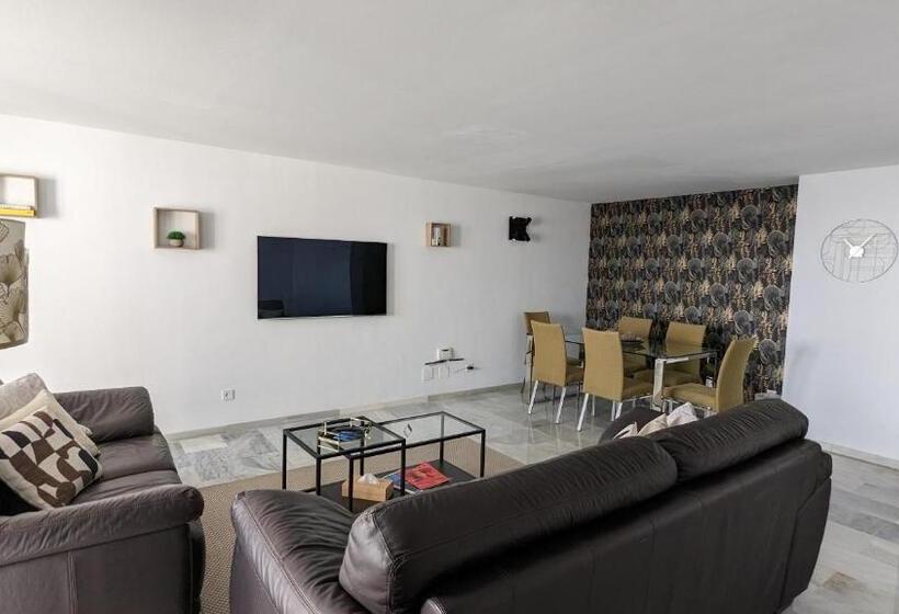 Benabola Hotel & Suites