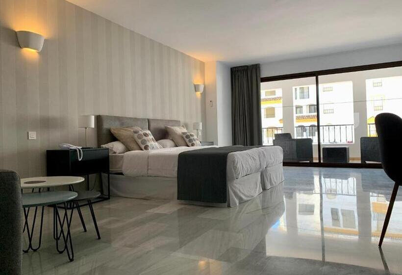 Benabola Hotel & Suites