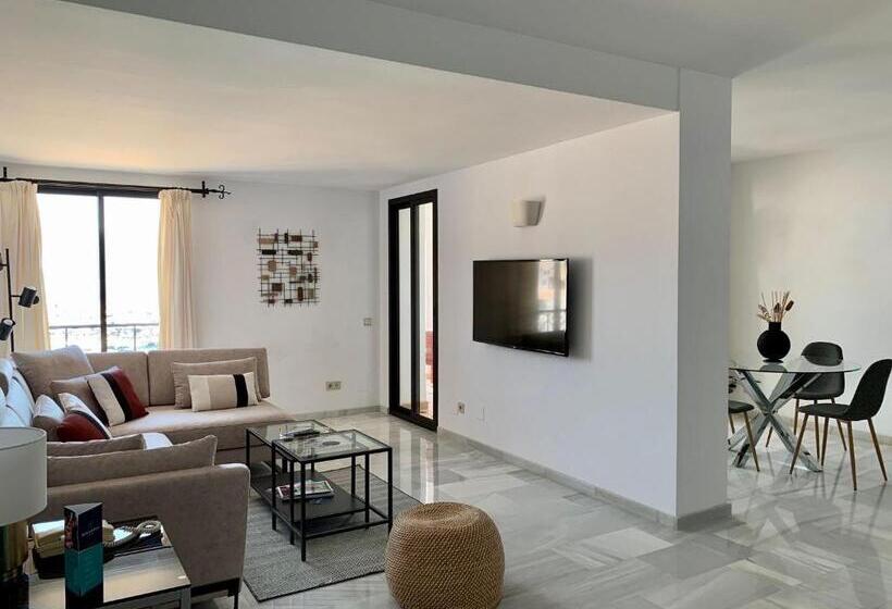 Benabola Hotel & Suites