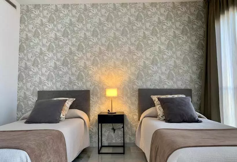 Benabola Hotel & Suites